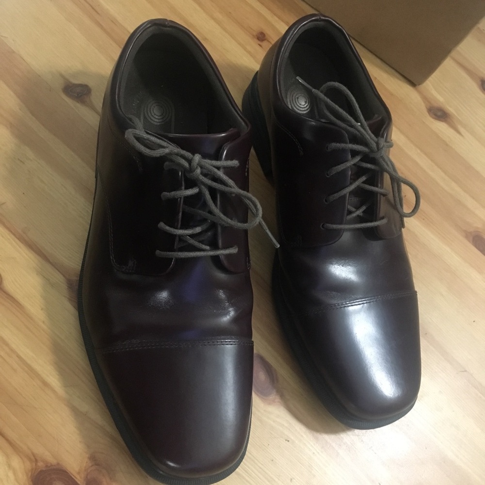 Rockport men shoes size 11.5